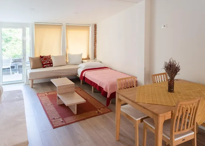 Artistic Blloku Отель