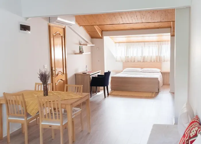 Hotel Artistic Blloku 3*