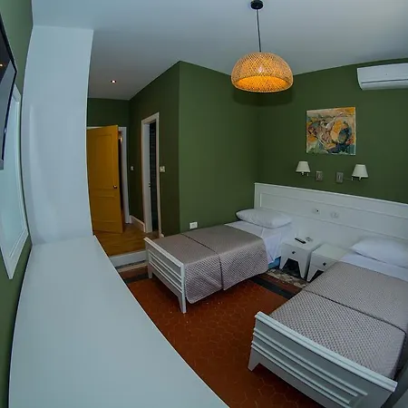 Artistic Blloku 3* Tirana